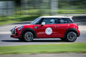 Mini John Cooper Works Challenge Edition 2020 года  (IT)
